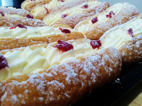 Flour Monkey Bakery - Carindale - Holiday Sunshine Coast 0