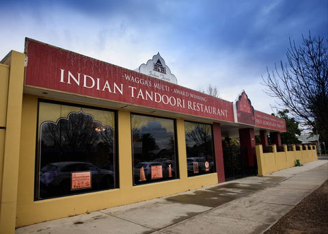 Indian Tavern Tandoori - Holiday Sunshine Coast 0