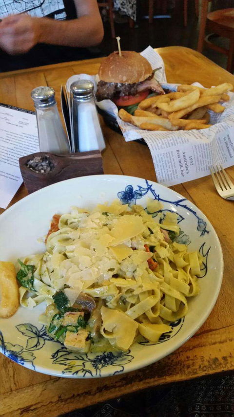 Jamberoo Pub - Sunshine Coast Tourism 0