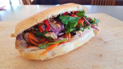 Jumpz Burger Bar - Holiday Sunshine Coast 0