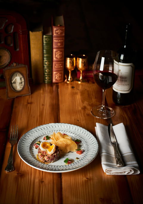 Mayfair Lane Pub And Dining Room - Holiday Sunshine Coast 2