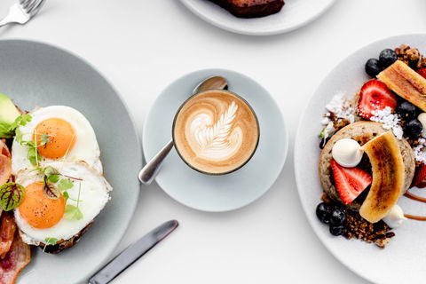 Portrait Cafe - Holiday Sunshine Coast 2