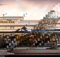 The Rising Sun Hotel Auburn - Holiday Sunshine Coast
