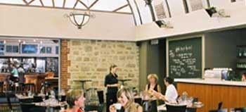 Edinburgh Hotel And Cellars - Holiday Sunshine Coast 10