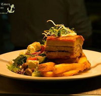 Hope  Anchor Tavern - Holiday Sunshine Coast