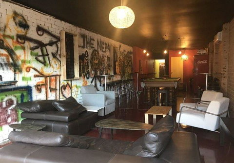 Fat Monkey - Holiday Sunshine Coast 7