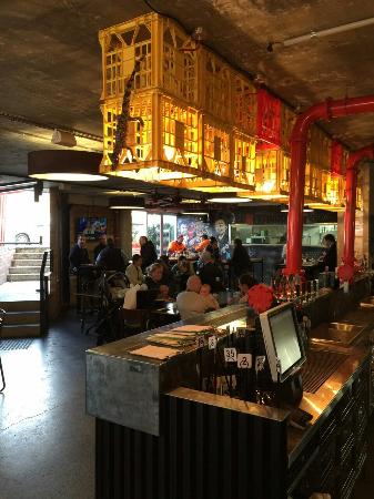 Meating Room - Sunshine Coast Tourism 24