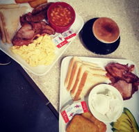 Trotters Cafe - Holiday Sunshine Coast