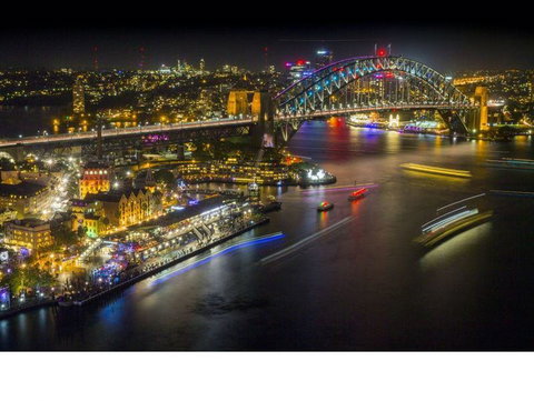 City Extra-Circular Quay - Holiday Sunshine Coast 32