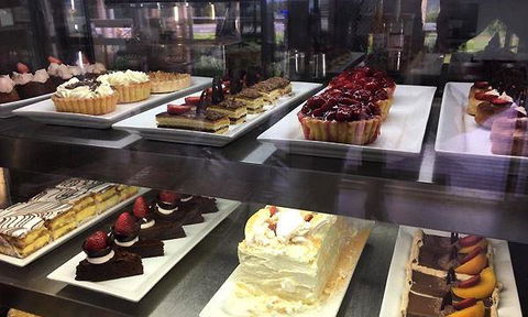Jim Wong Restaurant - Sunshine Coast Tourism 11