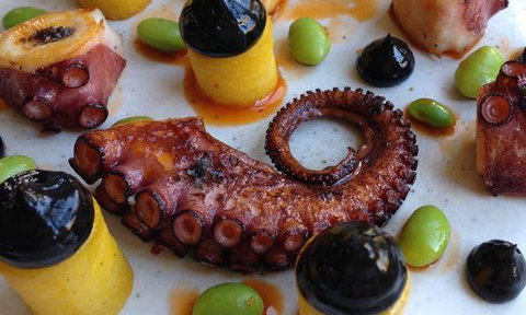 Linq Bar Restaurant - Holiday Sunshine Coast 12
