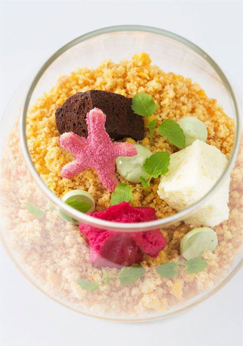 Linq Bar Restaurant - Holiday Sunshine Coast 13