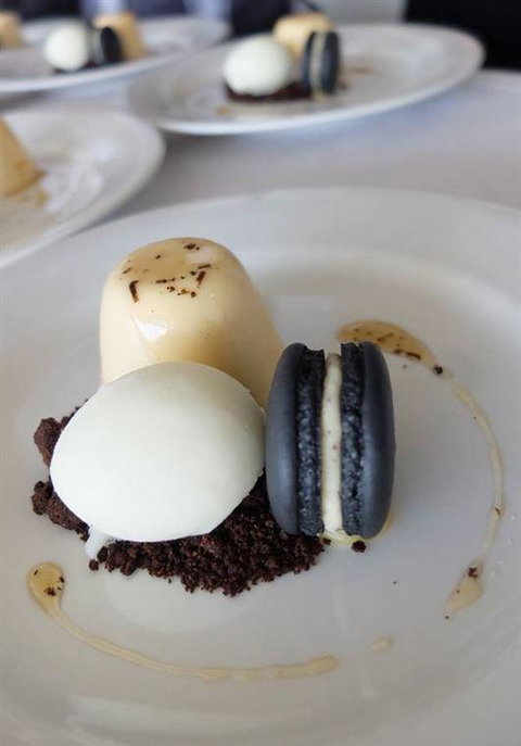 Linq Bar Restaurant - Holiday Sunshine Coast 5