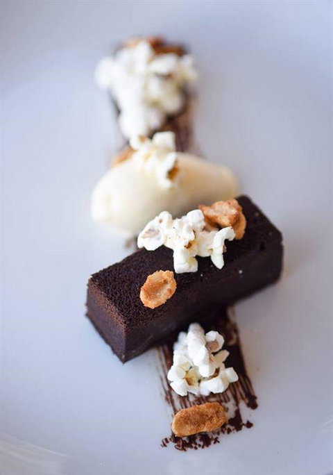 Linq Bar Restaurant - Holiday Sunshine Coast 6