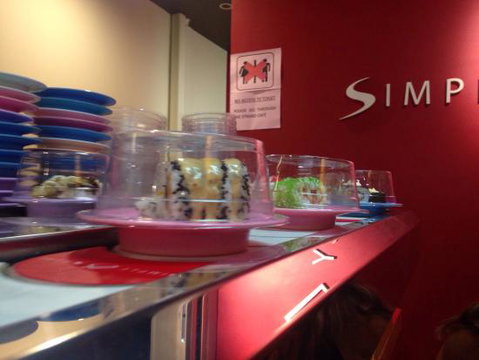Simply Sushi - Holiday Sunshine Coast 0