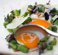 St James Hotel Restaurant - Sunshine Coast Tourism