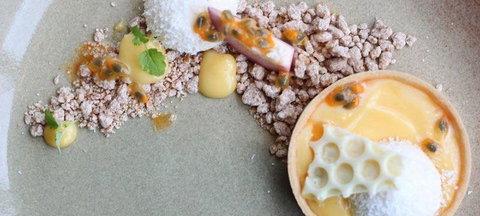 St James Hotel Restaurant - Holiday Sunshine Coast 3