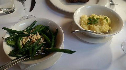 Verandah Restaurant & Bar - Holiday Sunshine Coast 0