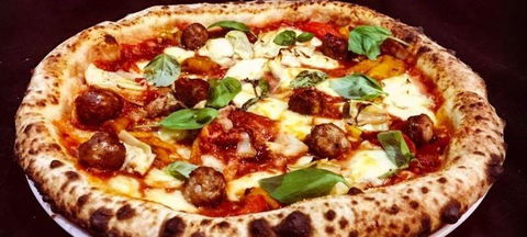 Napoli Wood Fired Pizzeria & Restaurant - Holiday Sunshine Coast 1
