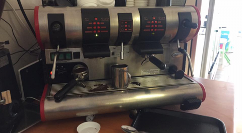 The Classic Catch Cafe - Holiday Sunshine Coast 0