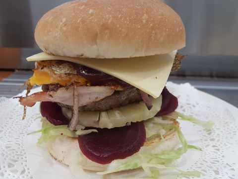 The Classic Catch Cafe - Holiday Sunshine Coast 4