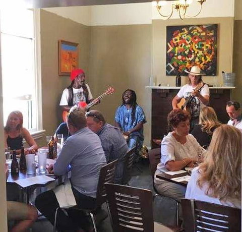 Mischief And Mayhem Wine Lounge - Holiday Sunshine Coast 13