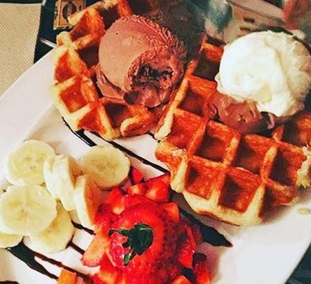 Tommy's - Holiday Sunshine Coast 8