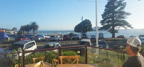 Clock By The Bay - Sunshine Coast Tourism 9