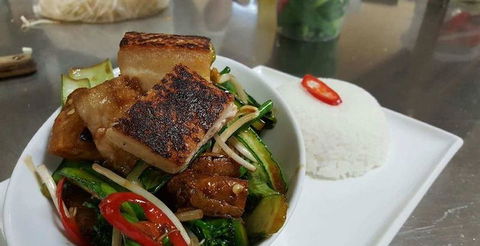 Ramon's At Willow Pond - Holiday Sunshine Coast 2