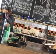 Shots On Wax - Sunshine Coast Tourism