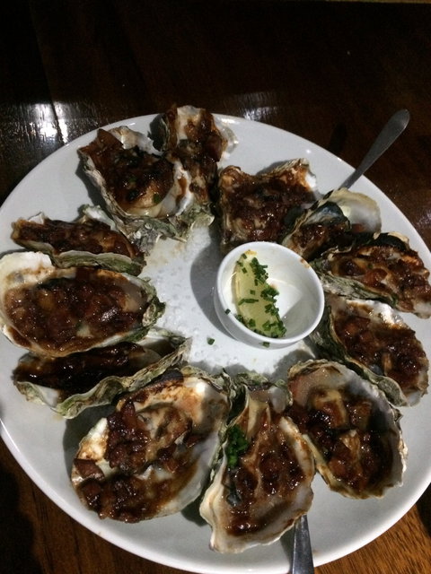 Clippers Bar & Grill - Holiday Sunshine Coast 1