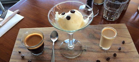 Anchor Buoy Cafe & Bar - Sunshine Coast Tourism 3