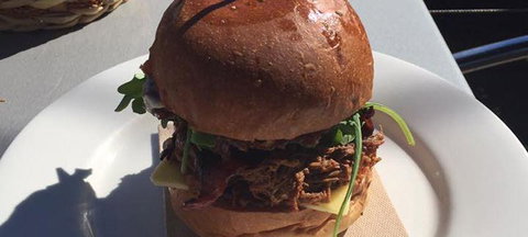 Castaway Cafe - Jacobs Well - Holiday Sunshine Coast 3