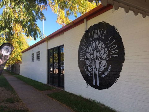 Mudgee Corner Store - Holiday Sunshine Coast 0