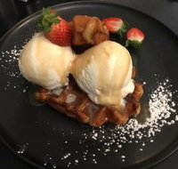 Sweet Retreat Cafe - Holiday Sunshine Coast