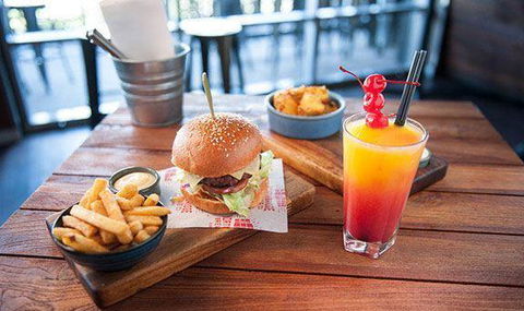 The Modern Eatery - Mount Lawley - Holiday Sunshine Coast 14