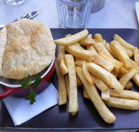 Yarra Valley Deli and Cafe - Sunshine Coast Tourism