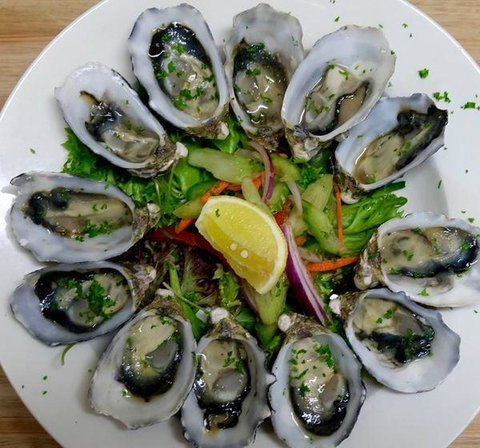 Caledonian Inn - Sunshine Coast Tourism 4