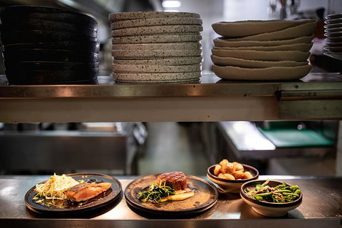 Restaurant Tasman - Holiday Sunshine Coast 0