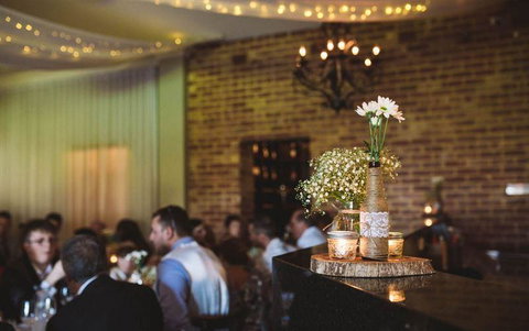 Sneaky's Restaurant - Sunshine Coast Tourism 6