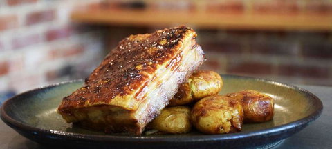 Sneaky's Restaurant - Sunshine Coast Tourism 7