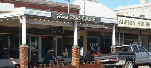 Home Made Cafe Avoca - Sunshine Coast Tourism 9