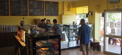 Home Made Cafe Avoca - Sunshine Coast Tourism 11