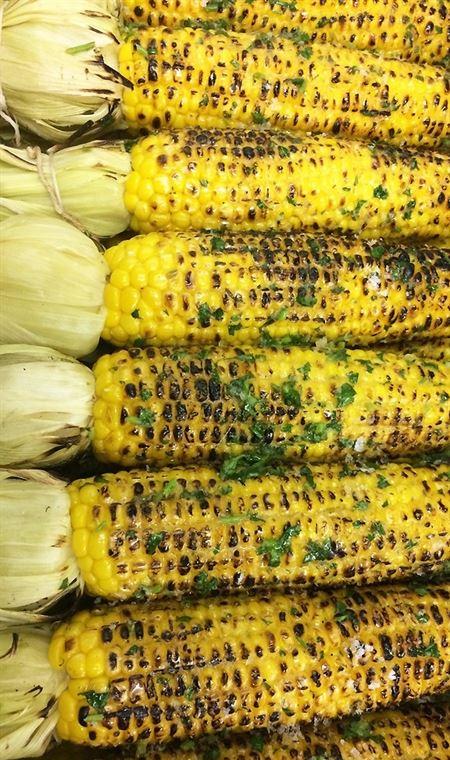 Famished Homestyle Food Bar - Holiday Sunshine Coast 4