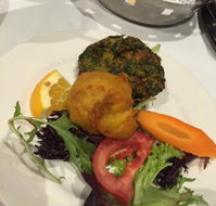 Tandoori Den - Holiday Sunshine Coast