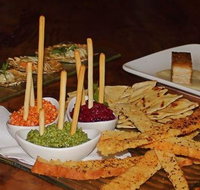 Berry Springs Tavern - Sunshine Coast Tourism