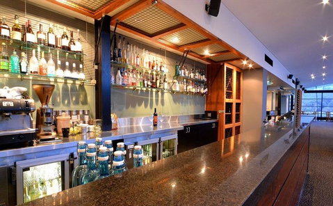 Cuisine Restaurant & Bar - Holiday Sunshine Coast 5