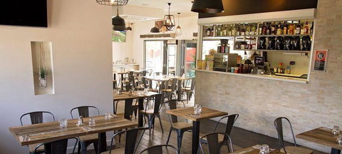Rockpools Cafe Bar & Function Centre - Sunshine Coast Tourism 4
