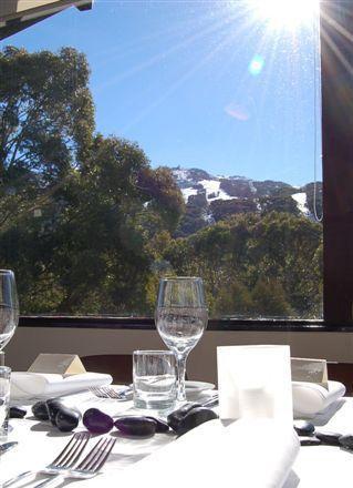 Terrace Restaurant - Holiday Sunshine Coast 3