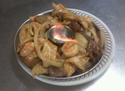 Macksville Chinese Restaurant - Holiday Sunshine Coast 3